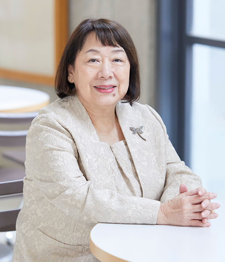 峯木眞知子